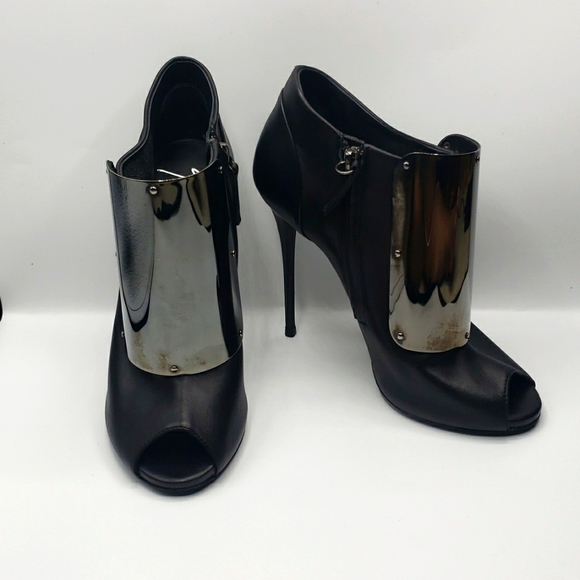 GIUSEPPE ZANOTTI SIZE 39 COLOR BLACK 100% AUTHENTIC